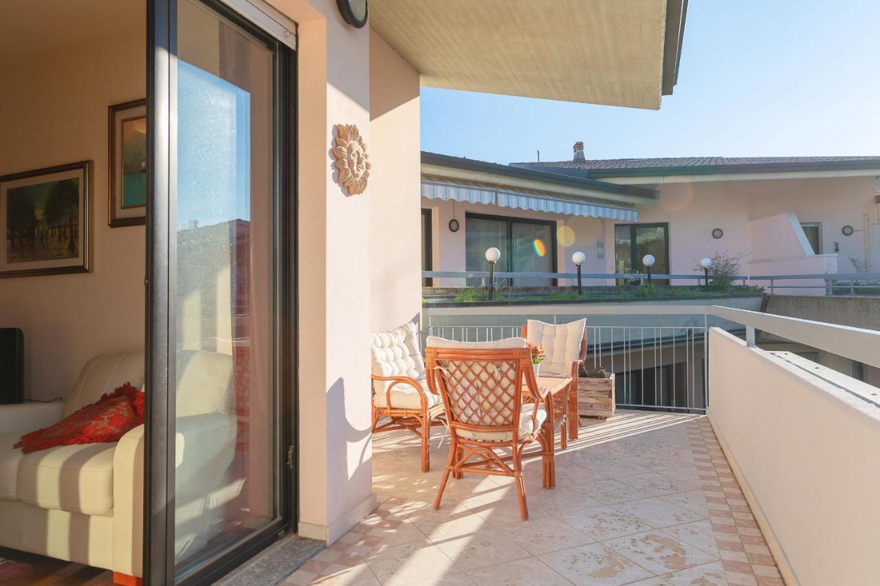 Kristall Lago 233 Apartment By Wonderful Italy Desenzano del Garda Extérieur photo