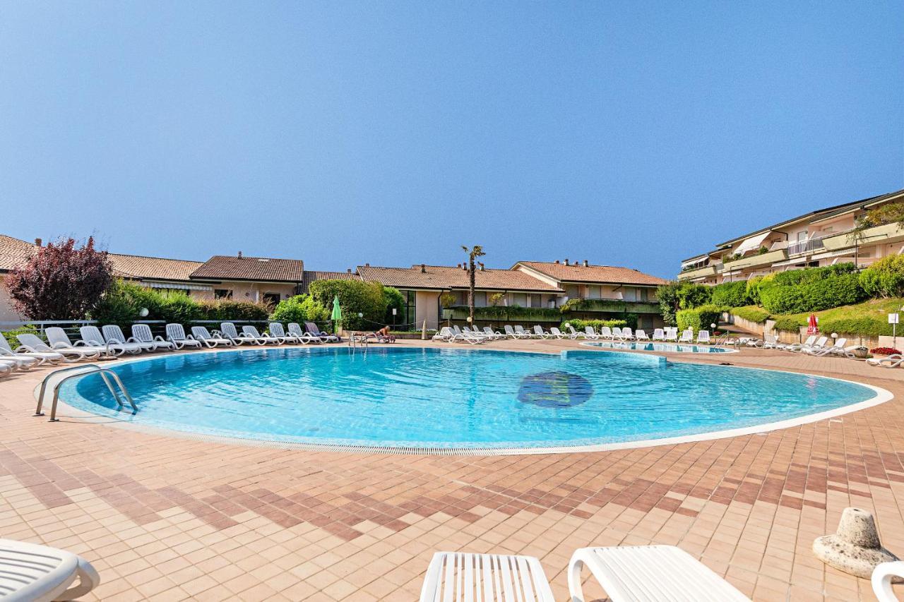 Kristall Lago 233 Apartment By Wonderful Italy Desenzano del Garda Extérieur photo